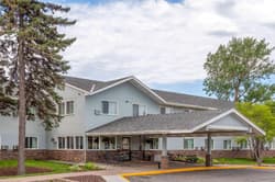 Super 8 by Wyndham Duluth