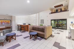 Holiday Inn Express & Suites Austin NW- Lakeway