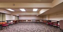 Red Roof PLUS+ & Suites Houston - IAH Airport SW
