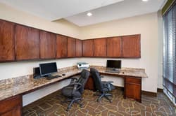 La Quinta Inn & Suites Willowbrook