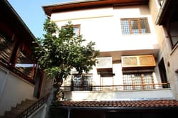 Zeynep Hanim Konagi