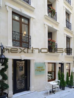Next House Pera Hotel