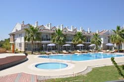 Golden Life Blue Green Residence 