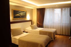 REGENCY WORLD HOTEL