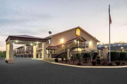 Super 8 by Wyndham Cleveland/Chattanooga, TN