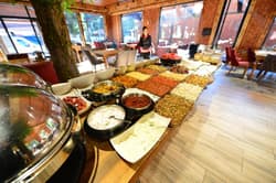 İnanlar Deluxe Hotel
