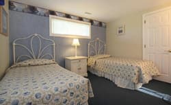 Colonial Acres Resort