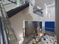 Hampton by Hilton Kocaeli Symbol