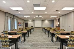 Homewood Suites by TechRidge Parmer @ I-35