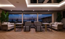 Doubletree By Hilton Van