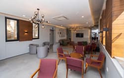 Villa Side Hotel