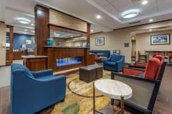 Comfort Inn & Suites Pittsburgh