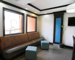 Rodeway Inn & Suites Downtown North