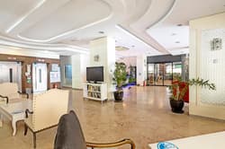 May Flower Aparthotel