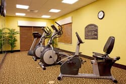 Holiday Inn Express and Suites Chaffee Jacksonvill