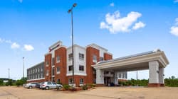 Best Western Plus Philadelphia-Choctaw Hotel