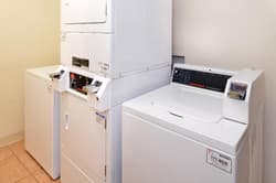 Holiday Inn Express and Suites Austin North Centra