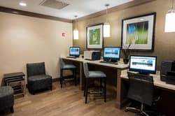 Staybridge Suites Albany Wolf Rd Colonie Center