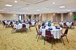 Holiday Inn Express and Suites Albany