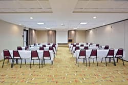 Holiday Inn Express and Suites Albany