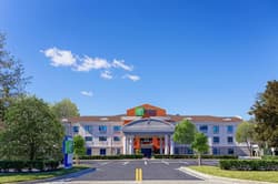 Holiday Inn Express and Suites Jacksonville Maypor