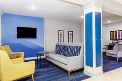 Holiday Inn Express and Suites Jacksonville Maypor