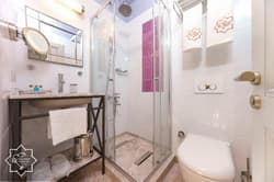 Delight Deluxe Boutique Hotel