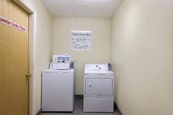 Holiday Inn Express and Suites Raleigh North Wake