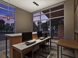 Holiday Inn Exp & Sts Portland Airport -Cascade St