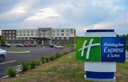 Holiday Inn Express Raleigh Arpt - Brier Crk Area