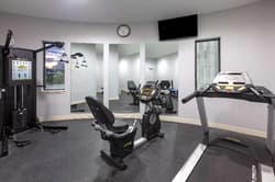 Baymont Inn & Suites Houston Hobby Airport