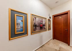 La Pazza Suites