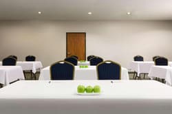 Country Inn & Suites by Radisson Houston Northwest