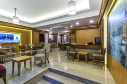 Obelisk Hotel & Suites