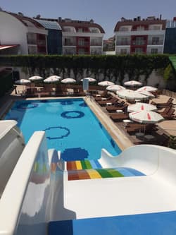 Side Legend Hotel