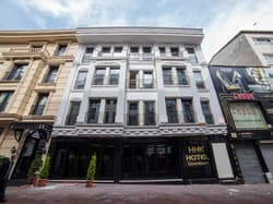 HHK Downtown Hotel