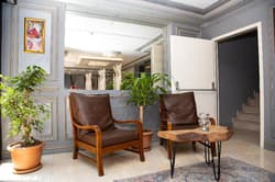 HHK Downtown Hotel