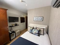 Four Doors Hotel