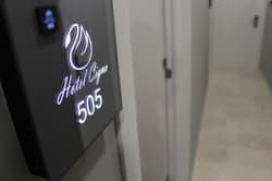 Good Night Hotel