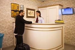 Empire Suite Hotel