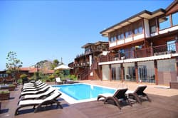 Phellos Suites