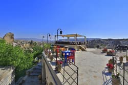 Traveller'S Cave Hotel