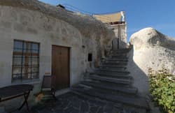 Traveller'S Cave Hotel