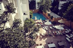 Two Seas Hotel