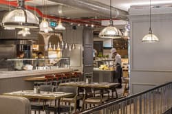 Stayso The House Hotel