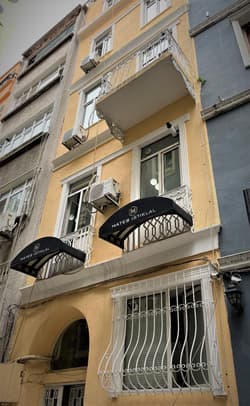 MATES ISTIKLAL