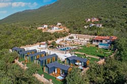 Kairos Hotel