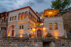 Kapalos Cave Suites