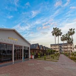 Lord Marina Hotel & Bungalows