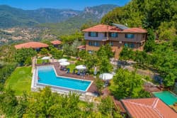 AVENA MOUNTAIN HOTEL